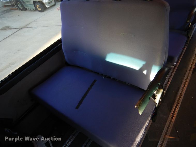 image for item KO9230 2008 Chevrolet C5500  shuttle bus