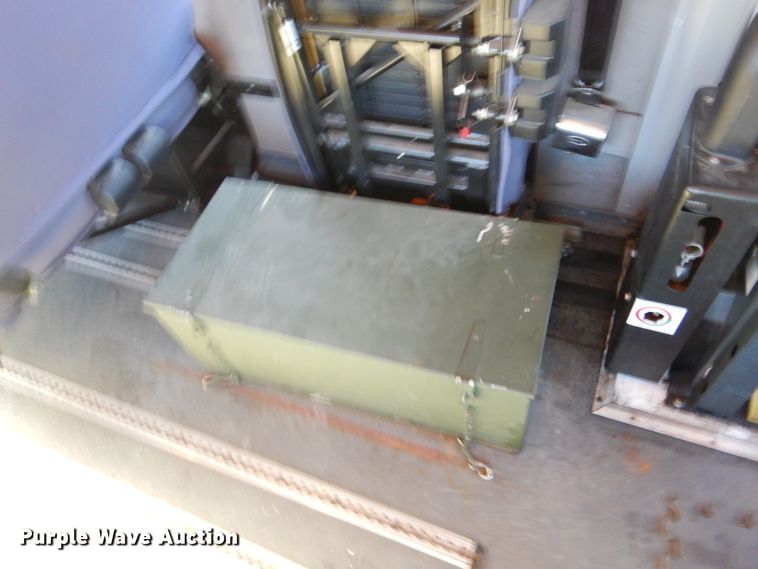 image for item KO9230 2008 Chevrolet C5500  shuttle bus