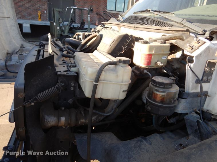 image for item KO9230 2008 Chevrolet C5500  shuttle bus