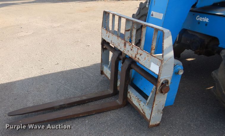 image for item KO9231 2008 Genie GTH-3007  telehandler
