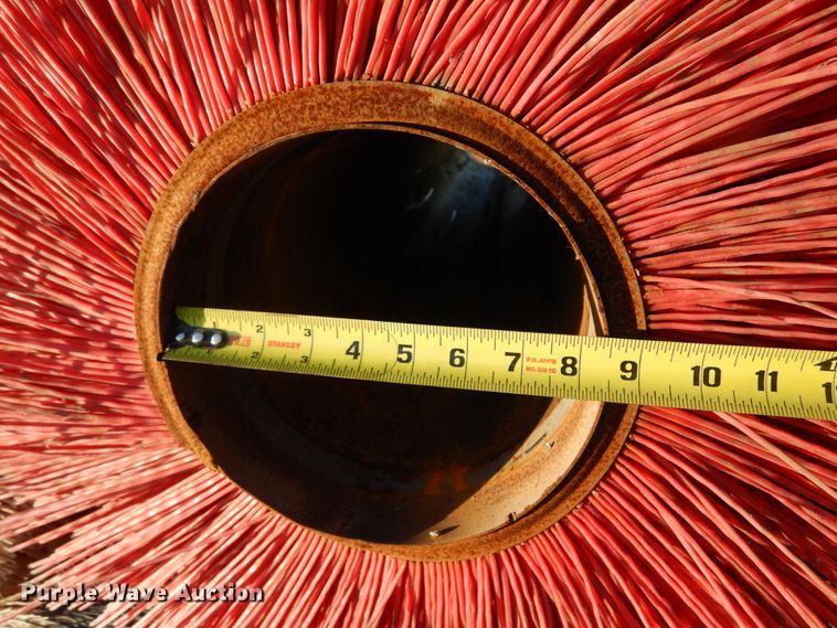 image for item KO9246 Approx. 35 broom brushes