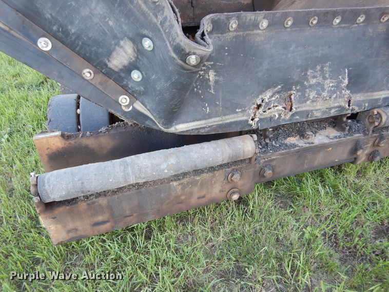 image for item KO9255 1994 Caterpillar BG-210B  paver