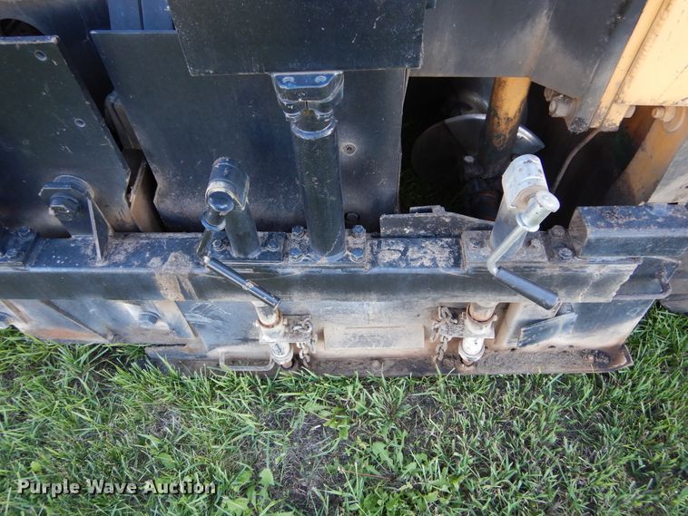 image for item KO9255 1994 Caterpillar BG-210B  paver