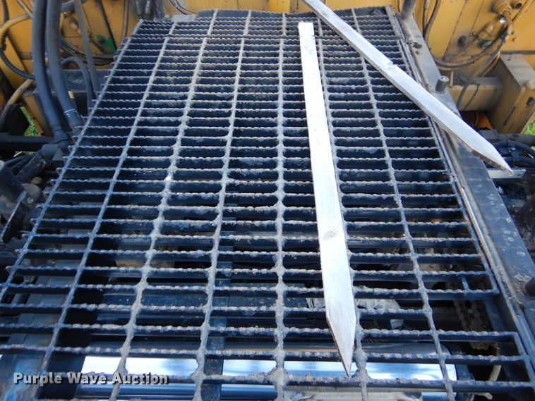 image for item KO9255 1994 Caterpillar BG-210B  paver