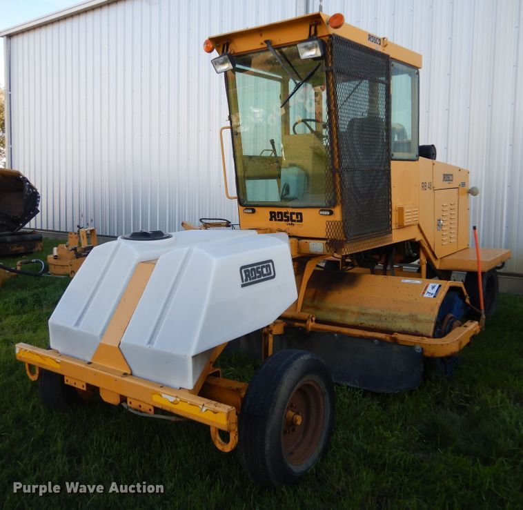 image for item KO9256 2001 Rosco  broom