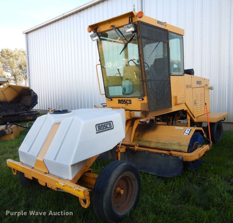 image for item KO9256 2001 Rosco  broom