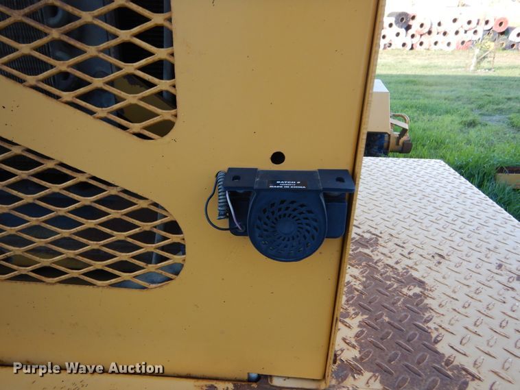 image for item KO9256 2001 Rosco  broom