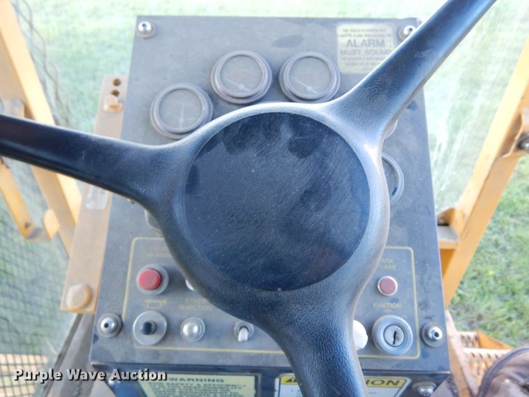 image for item KO9256 2001 Rosco  broom