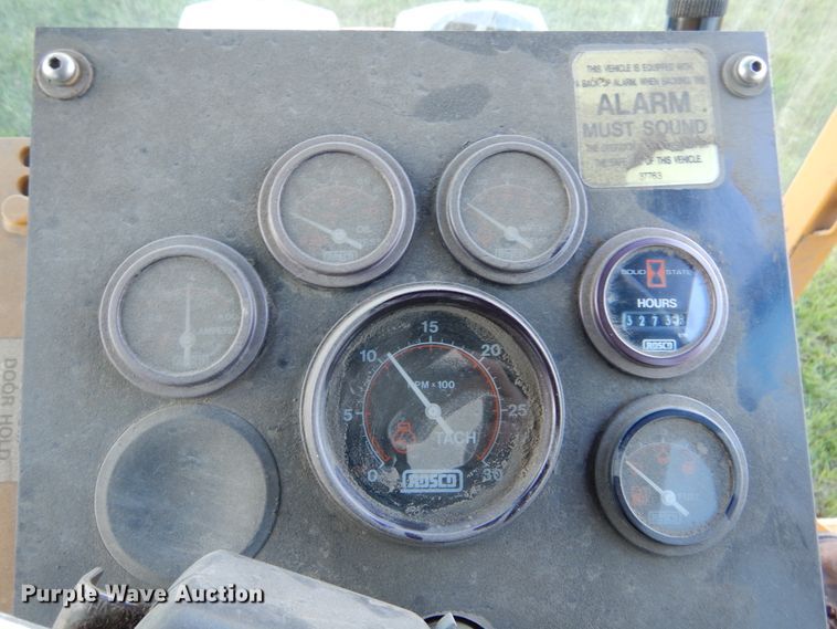 image for item KO9256 2001 Rosco  broom