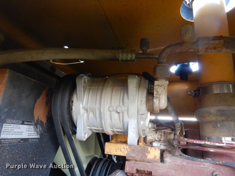 image for item KO9256 2001 Rosco  broom