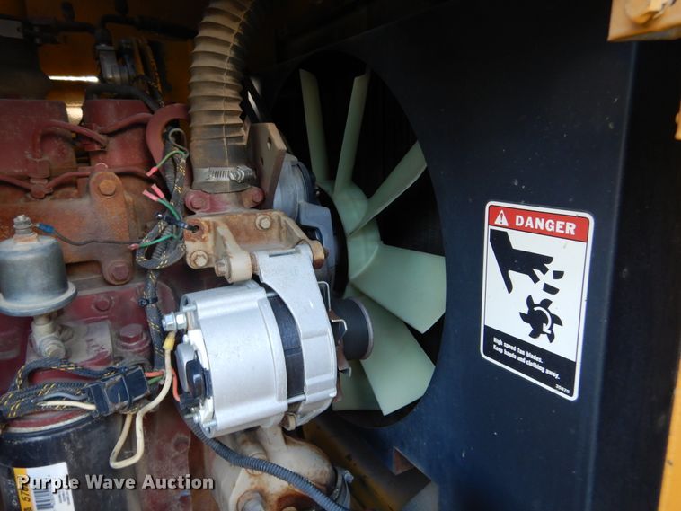 image for item KO9256 2001 Rosco  broom