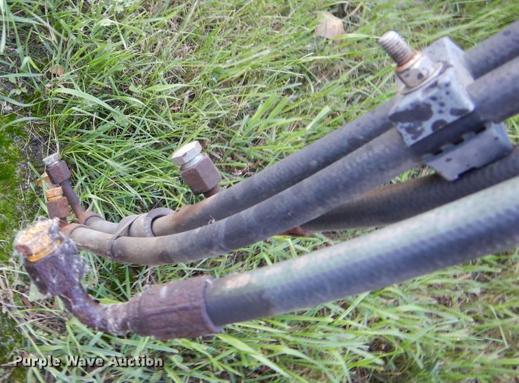 image for item KO9257 2001 Freightliner FL70  truck cab and chassis