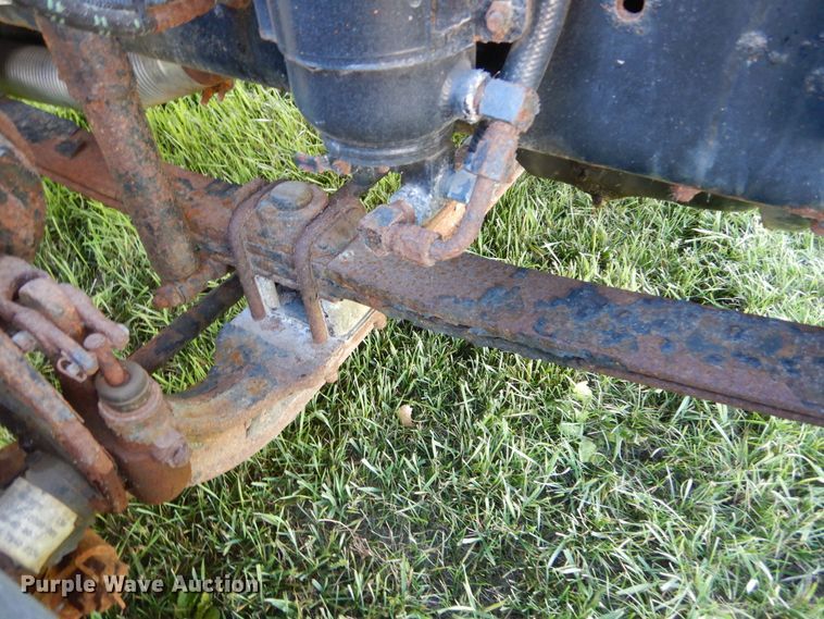 image for item KO9257 2001 Freightliner FL70  truck cab and chassis