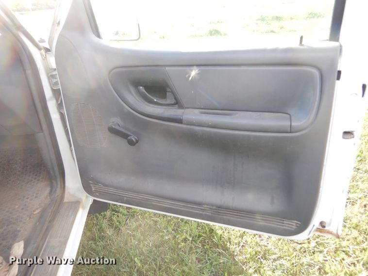 image for item KO9258 2001 Ford Ranger  SuperCab pickup truck