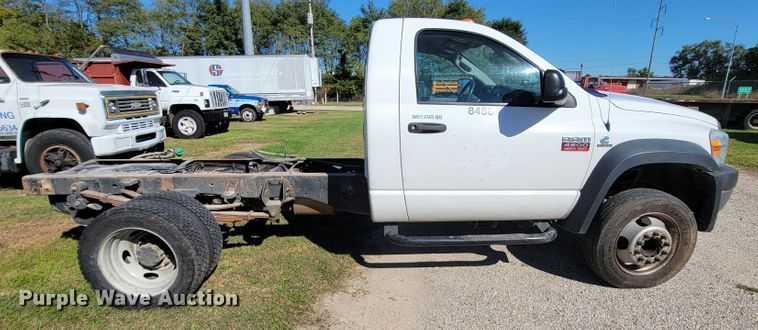 image for item KQ9110 2010 Dodge Ram 4500  truck cab and chassis