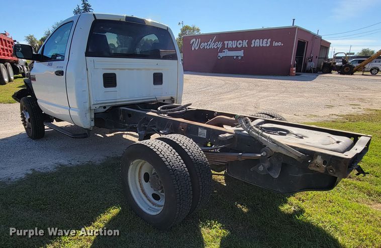 image for item KQ9110 2010 Dodge Ram 4500  truck cab and chassis