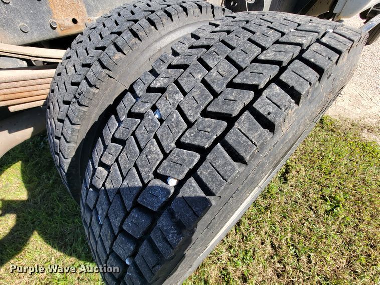 image for item KQ9110 2010 Dodge Ram 4500  truck cab and chassis