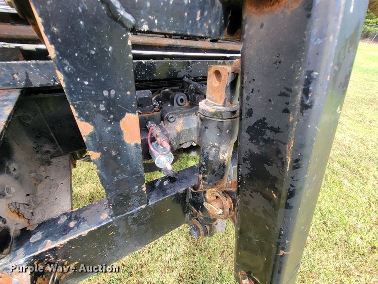 image for item KQ9198 2005 International 7400  dump truck