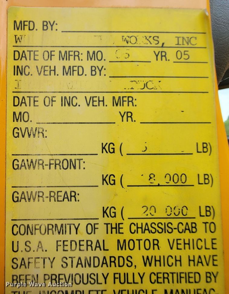 image for item KQ9198 2005 International 7400  dump truck