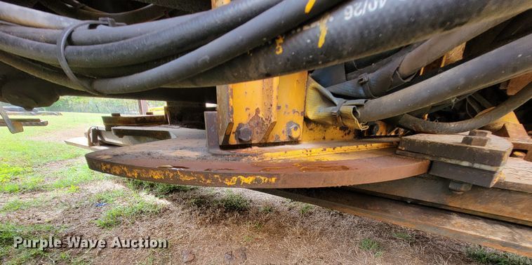 image for item KQ9199 2005 International 7400  Crew Cab dump truck