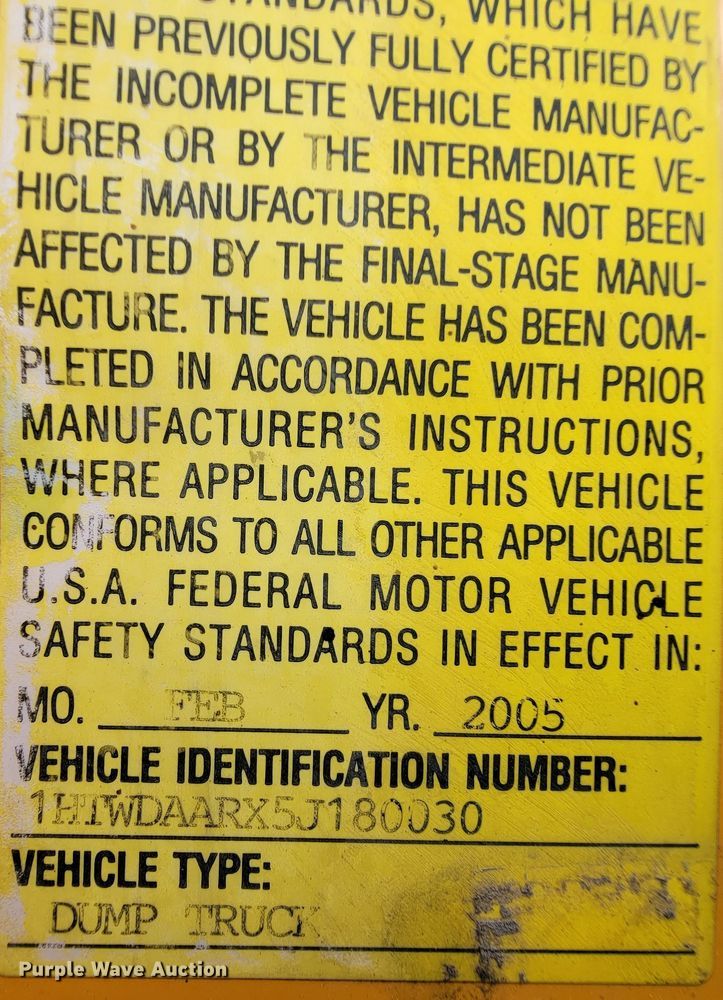 image for item KQ9200 2005 International 7400  Crew Cab dump truck