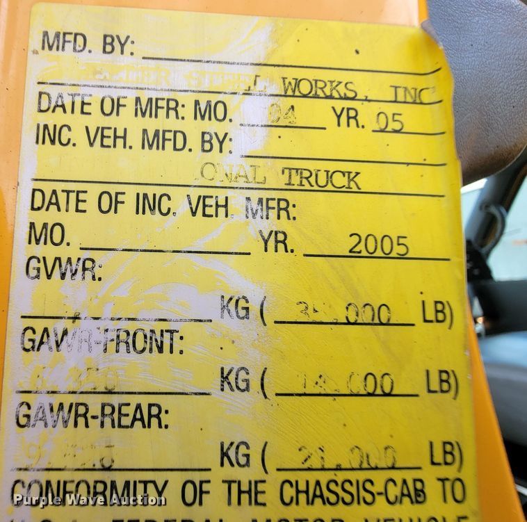 image for item KQ9200 2005 International 7400  Crew Cab dump truck