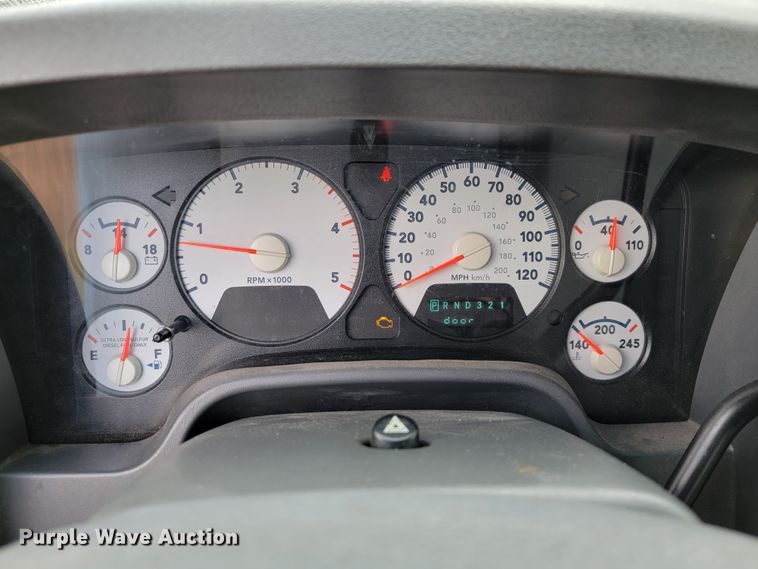 image for item KQ9201 2010 Dodge Ram 5500  bucket truck