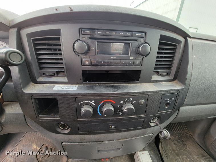 image for item KQ9201 2010 Dodge Ram 5500  bucket truck