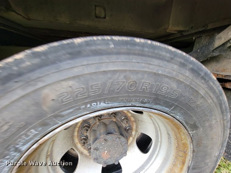 image for item KQ9201 2010 Dodge Ram 5500  bucket truck