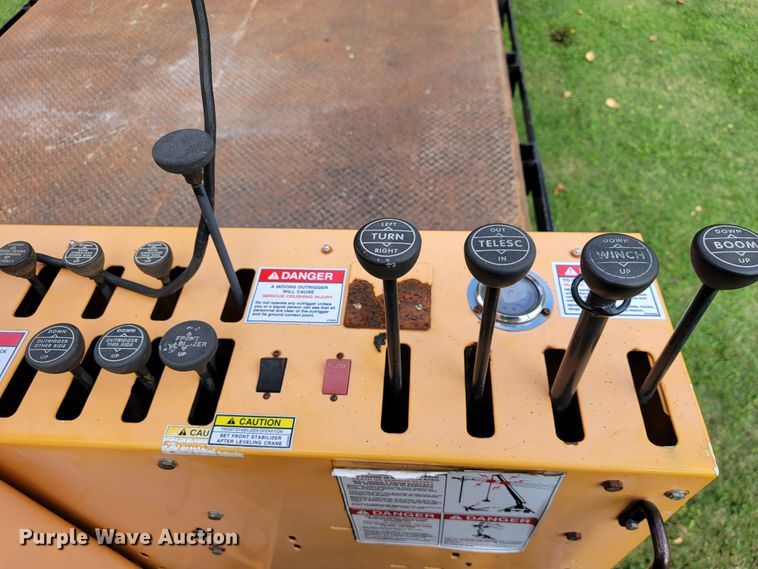 image for item KQ9202 2002 Sterling LT8500  crane truck