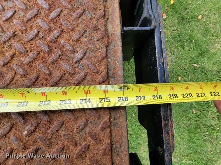 image for item KQ9202 2002 Sterling LT8500  crane truck