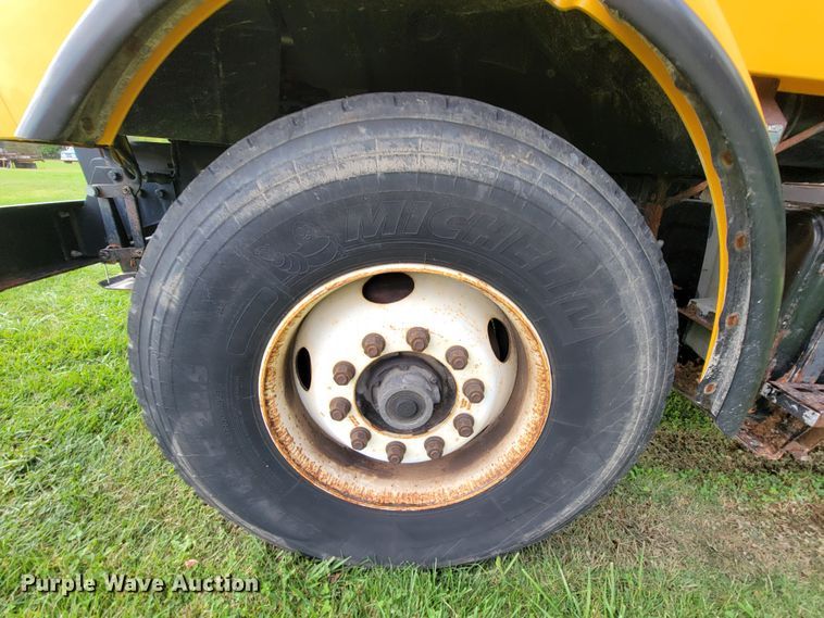 image for item KQ9202 2002 Sterling LT8500  crane truck