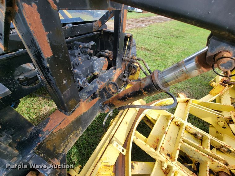 image for item KQ9203 2005 International 7400  dump truck