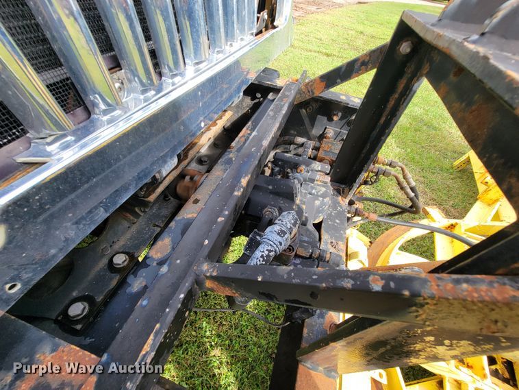 image for item KQ9203 2005 International 7400  dump truck