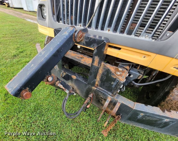 image for item KQ9206 2005 International 7600  dump truck