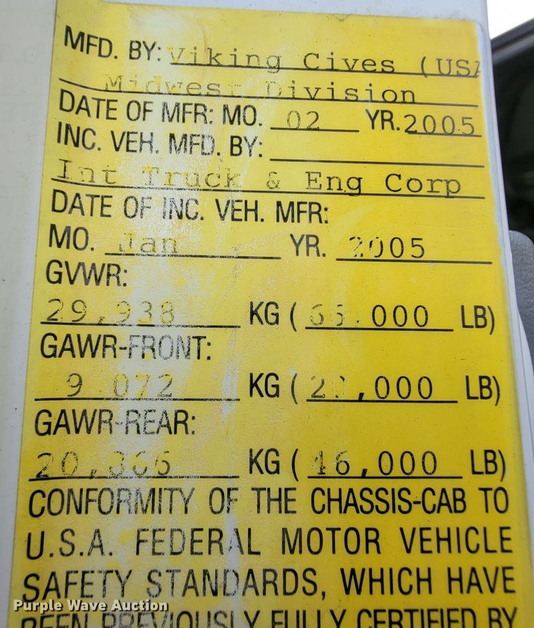 image for item KQ9206 2005 International 7600  dump truck