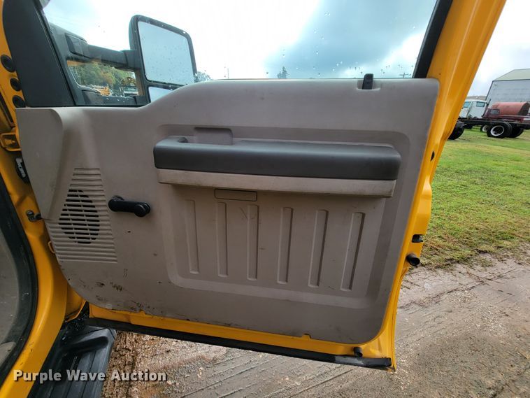 image for item KQ9207 2008 Ford F450 Super Duty  utility / service truck