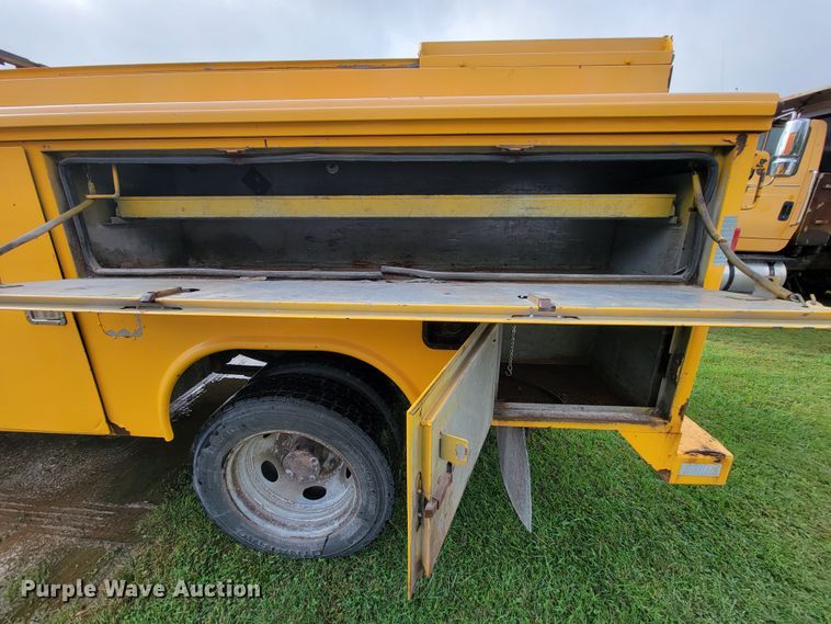 image for item KQ9207 2008 Ford F450 Super Duty  utility / service truck