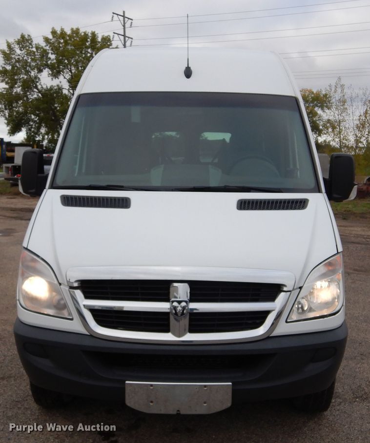 image for item KV9021 2007 Dodge Sprinter 3500  shuttle bus