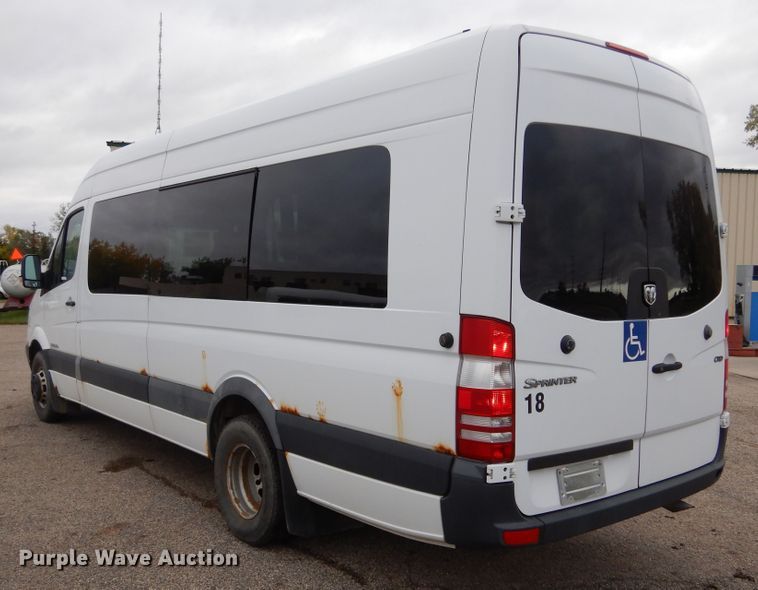 image for item KV9021 2007 Dodge Sprinter 3500  shuttle bus