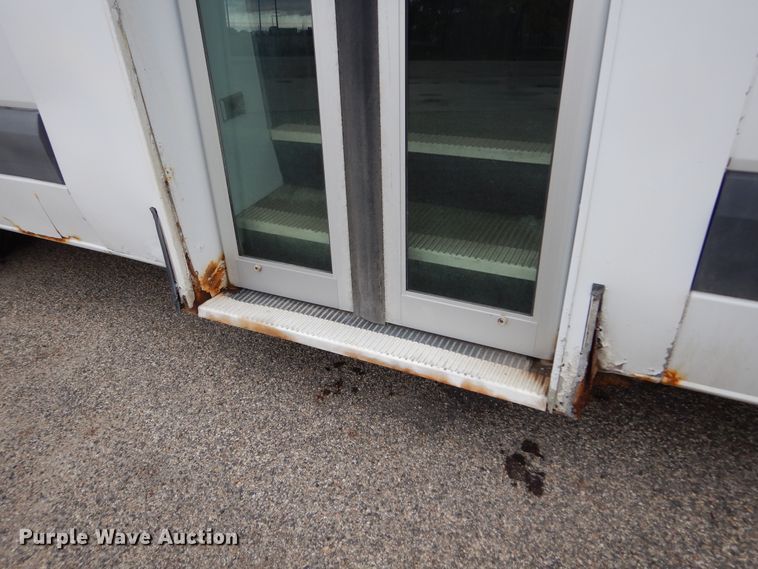 image for item KV9021 2007 Dodge Sprinter 3500  shuttle bus