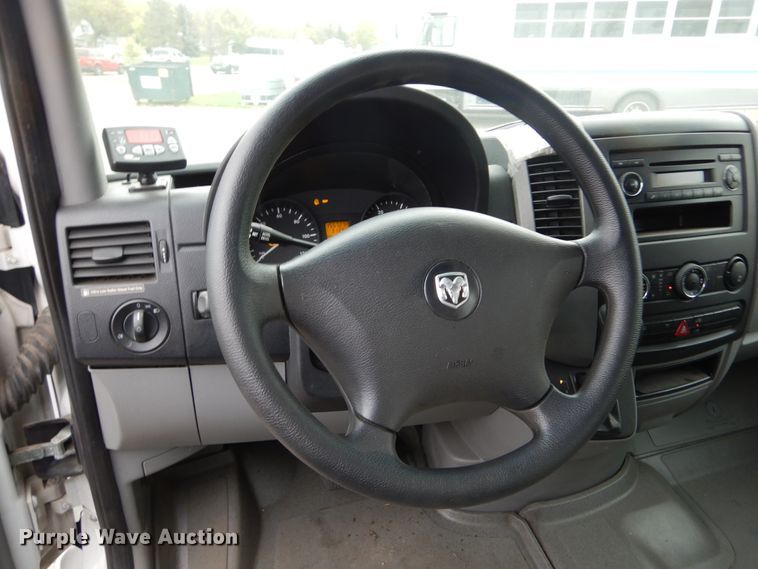 image for item KV9021 2007 Dodge Sprinter 3500  shuttle bus