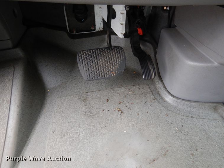 image for item KV9021 2007 Dodge Sprinter 3500  shuttle bus