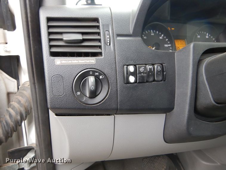 image for item KV9021 2007 Dodge Sprinter 3500  shuttle bus