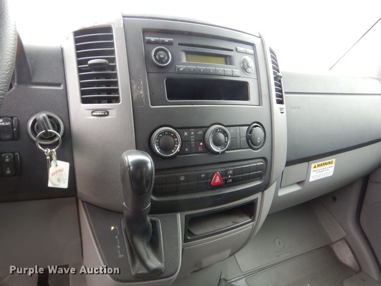 image for item KV9021 2007 Dodge Sprinter 3500  shuttle bus