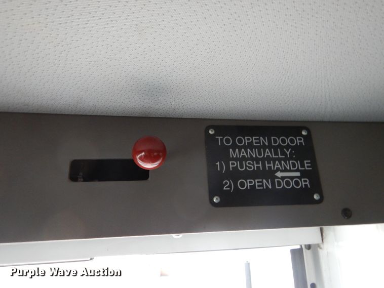 image for item KV9021 2007 Dodge Sprinter 3500  shuttle bus