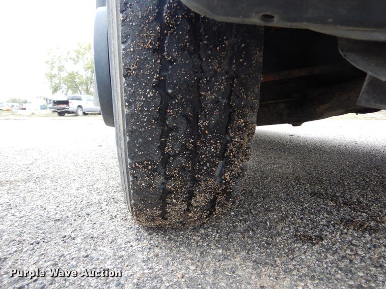 image for item KV9021 2007 Dodge Sprinter 3500  shuttle bus