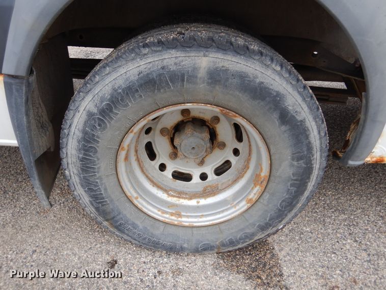 image for item KV9021 2007 Dodge Sprinter 3500  shuttle bus