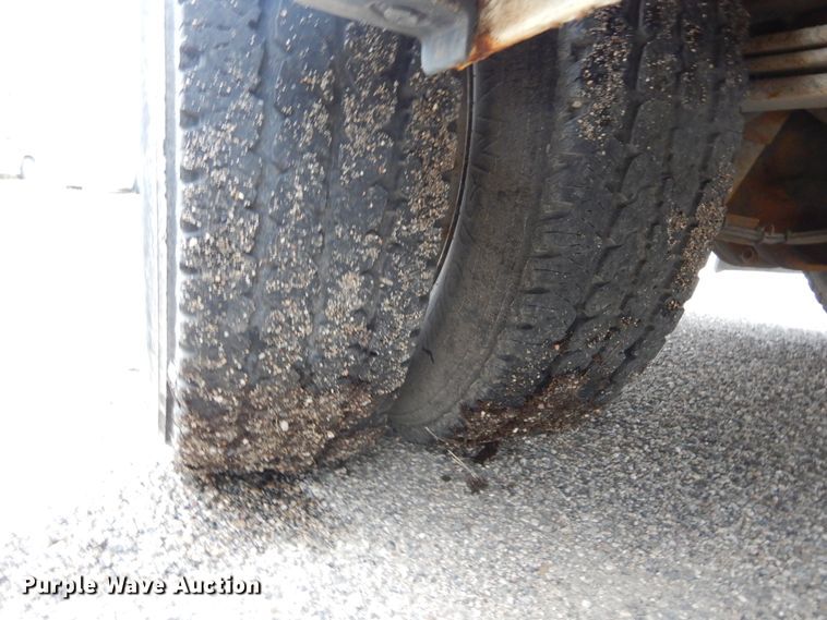 image for item KV9021 2007 Dodge Sprinter 3500  shuttle bus