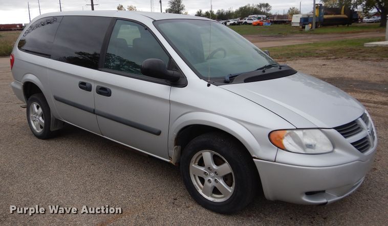 image for item KV9023 2005 Dodge Grand Caravan  handicap accessible van